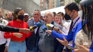 Bernabé Gutiérrez: Quienes piden sanciones contra Venezuela son enemigos del país